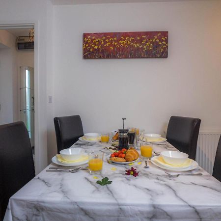 Modern 2 Bed House With Parking And Garden Villa Nottingham Exterior photo